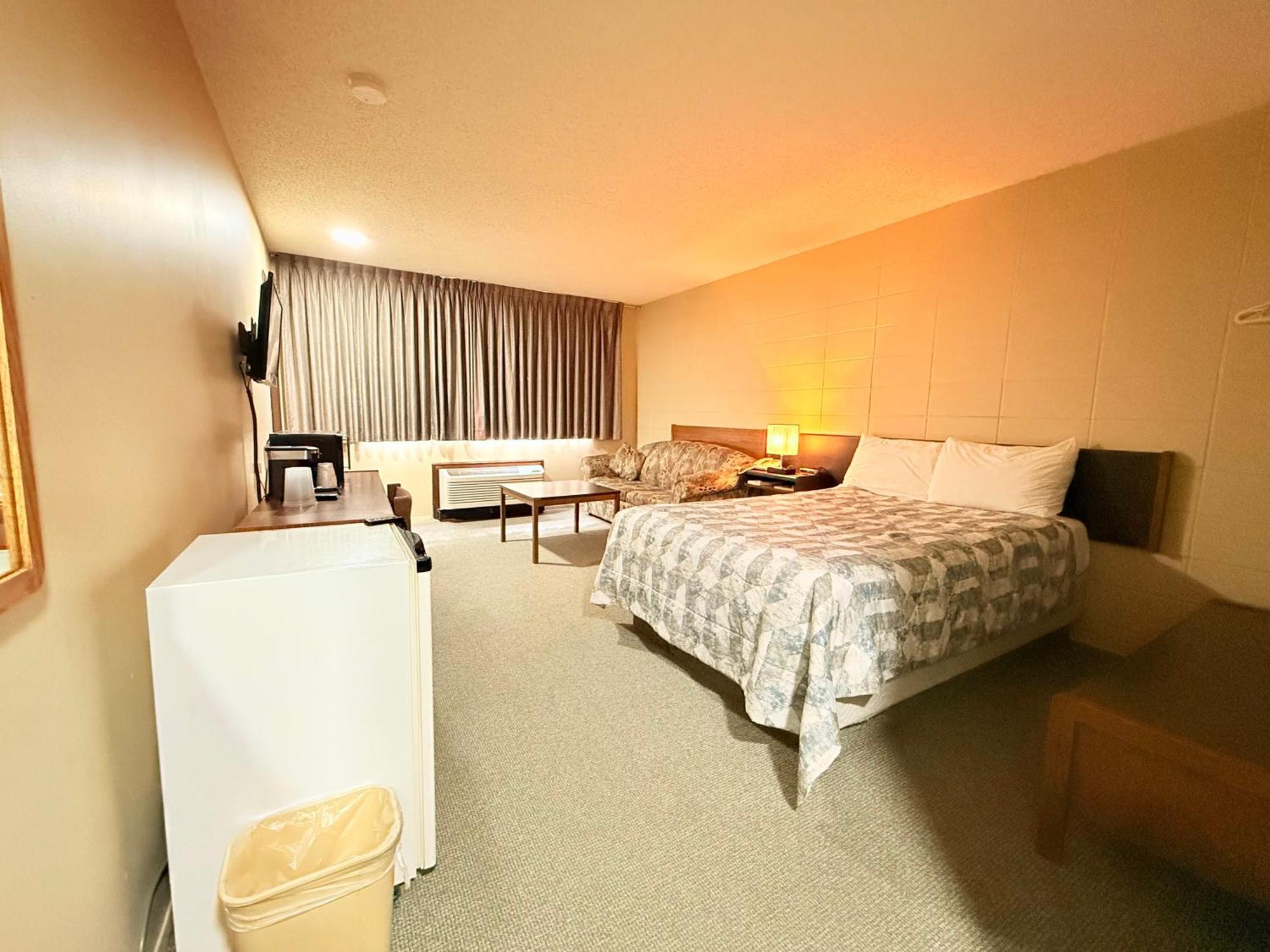 Capri Motor Inn Smithers Kültér fotó